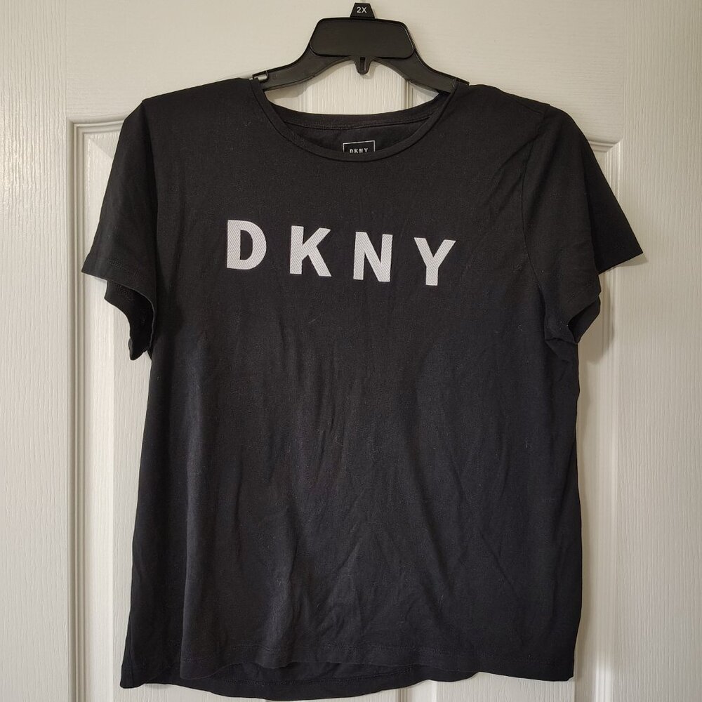 DKNY XL Black Embroider T-Shirt
